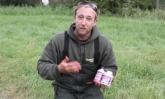 How To ReHydrate Air-Dried Boilies With Mark Pitchers
