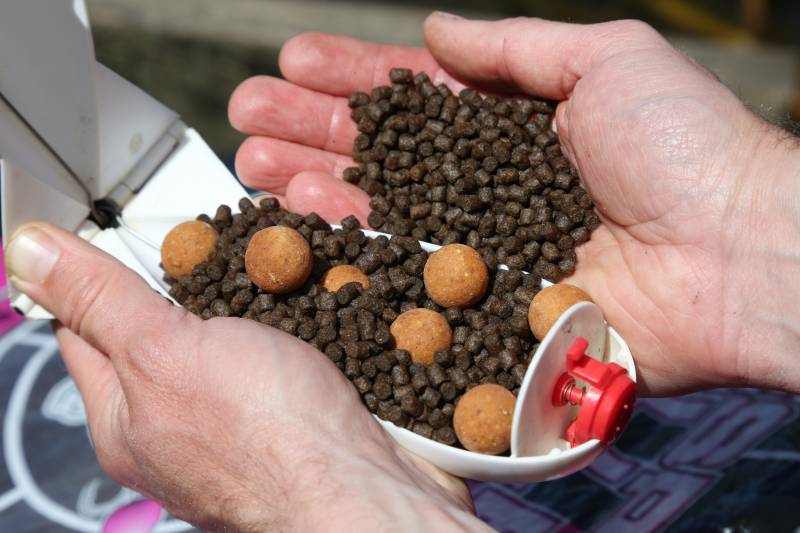 Response Pellets are a great way of bulking out your feed