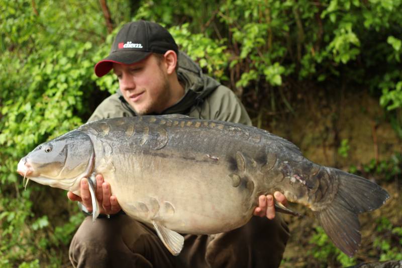 37lb of Marne Valley mirror