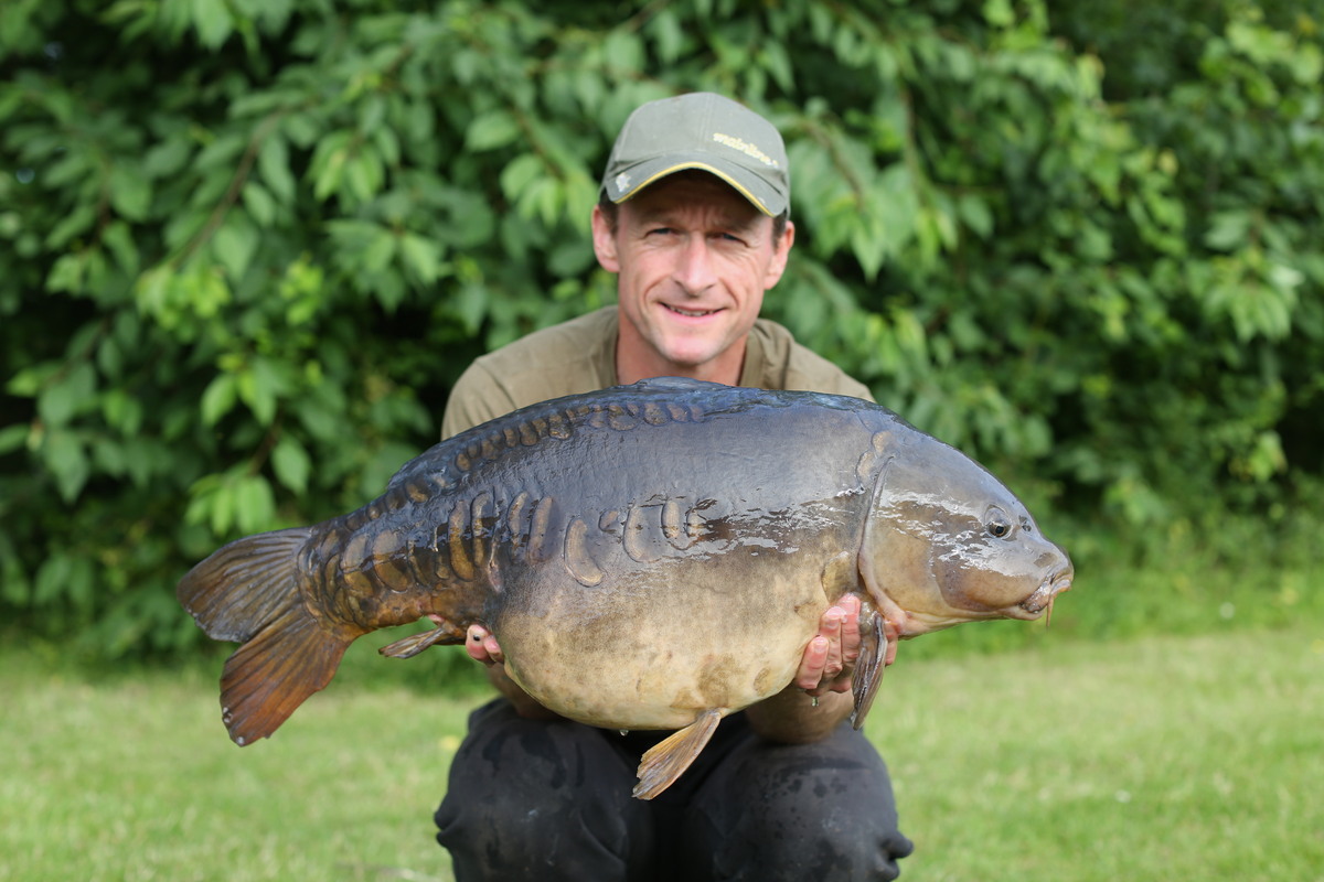 METHOD FEEDER CARPING!