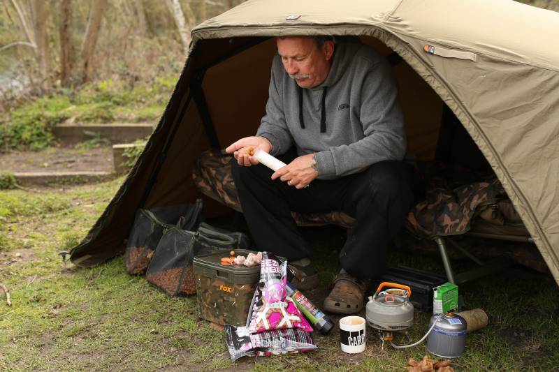 PVA bags of boilies help avoid tangles