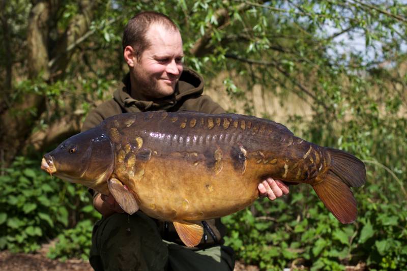 I upped the quantity of bait as we moved deeper into the spring 34lb 4oz mirror