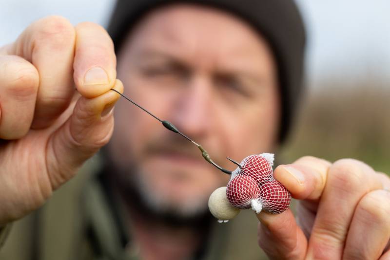 I also like to create the standard and parachute stringer with PVA mesh