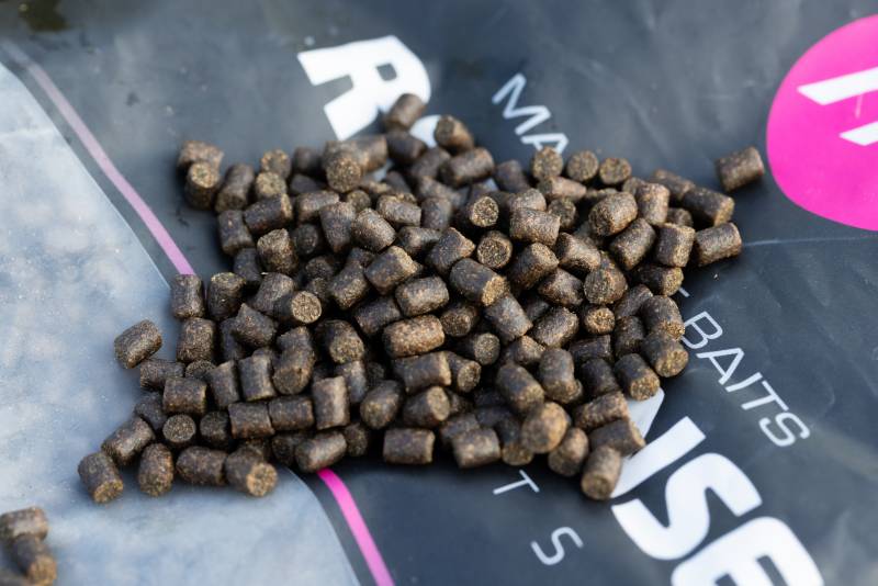 I really like the Response Pellets as they match my chosen boilie flavour.