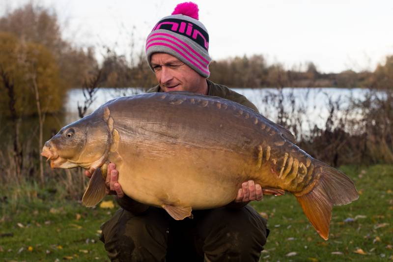 9lb 14oz and probably my best result on a minimal PVA approach!