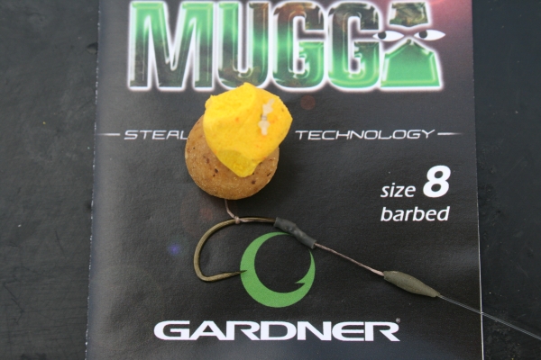 One of my randomly shaped pop-ups, trimmed to balance a Cell bottom bait perfectly