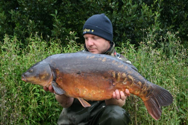 A cracking mirror that couldn't resist my Pineapple hook-bait specials