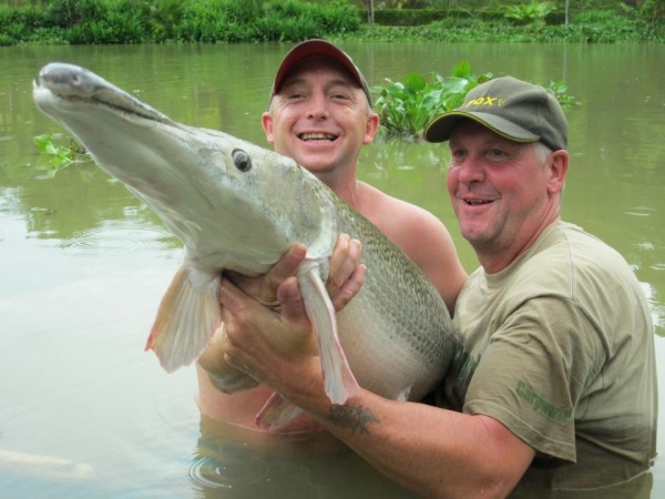 Another species! Gary with a 70lb Alligator gar!