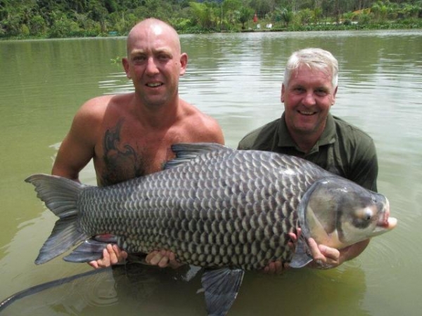 Gary with an 88lb Siamese carp