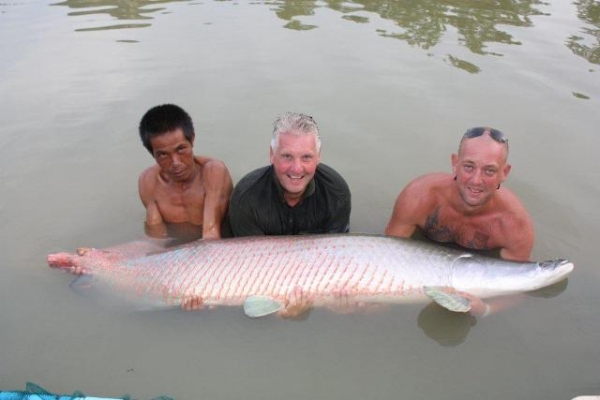 Gary with a 220lb Arapaima!